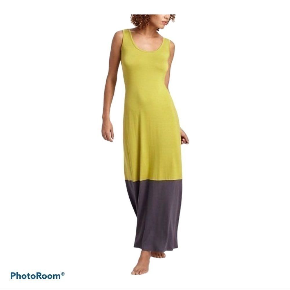 A Bordeaux Color Block Limerick Maxi Chemise Dress